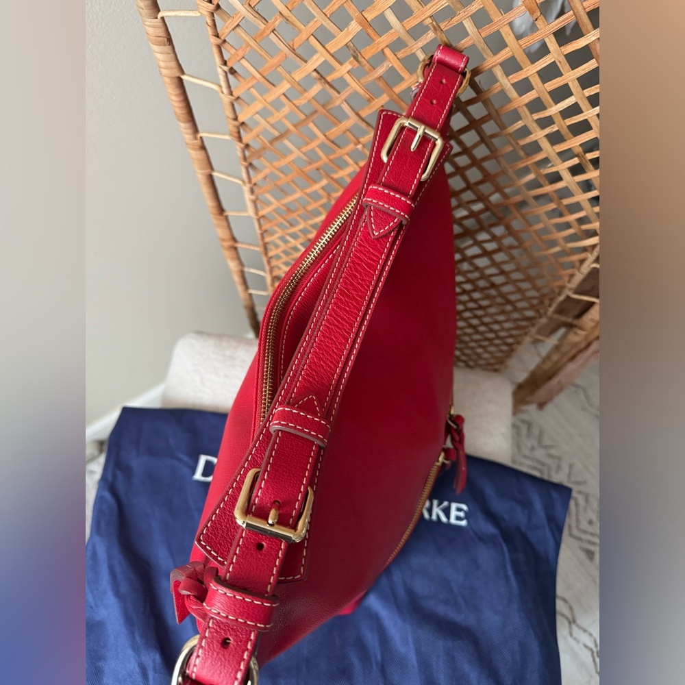 Dooney & Bourke Red Large Zipper Shoulder  Tote Sac - Picture 11 of 15